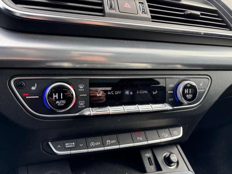 Audi Q5 * quattro Premium Plus * CARFAX * ЦЕНА ДО БГ, снимка 12 - Автомобили и джипове - 53088377