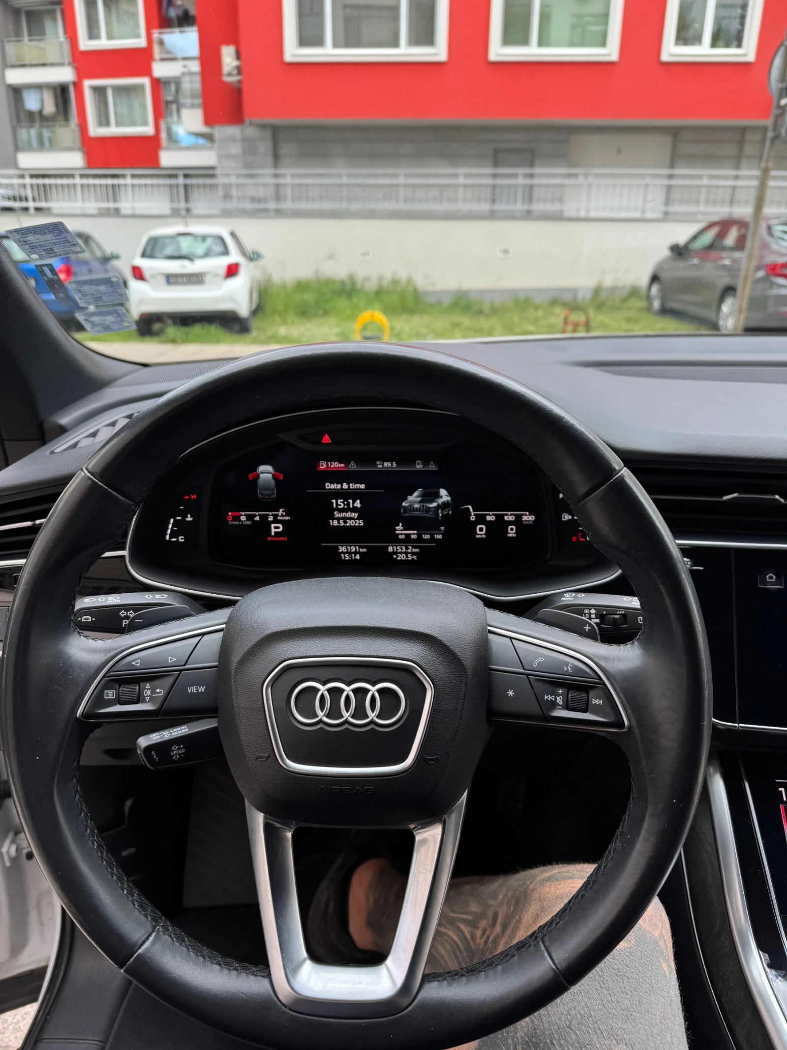 Audi Q7 5.5 TFSI - изображение 8