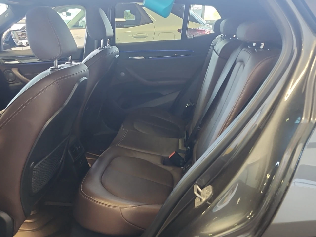 BMW X2 *  *    * CARFAX *  | Mobile.bg   11