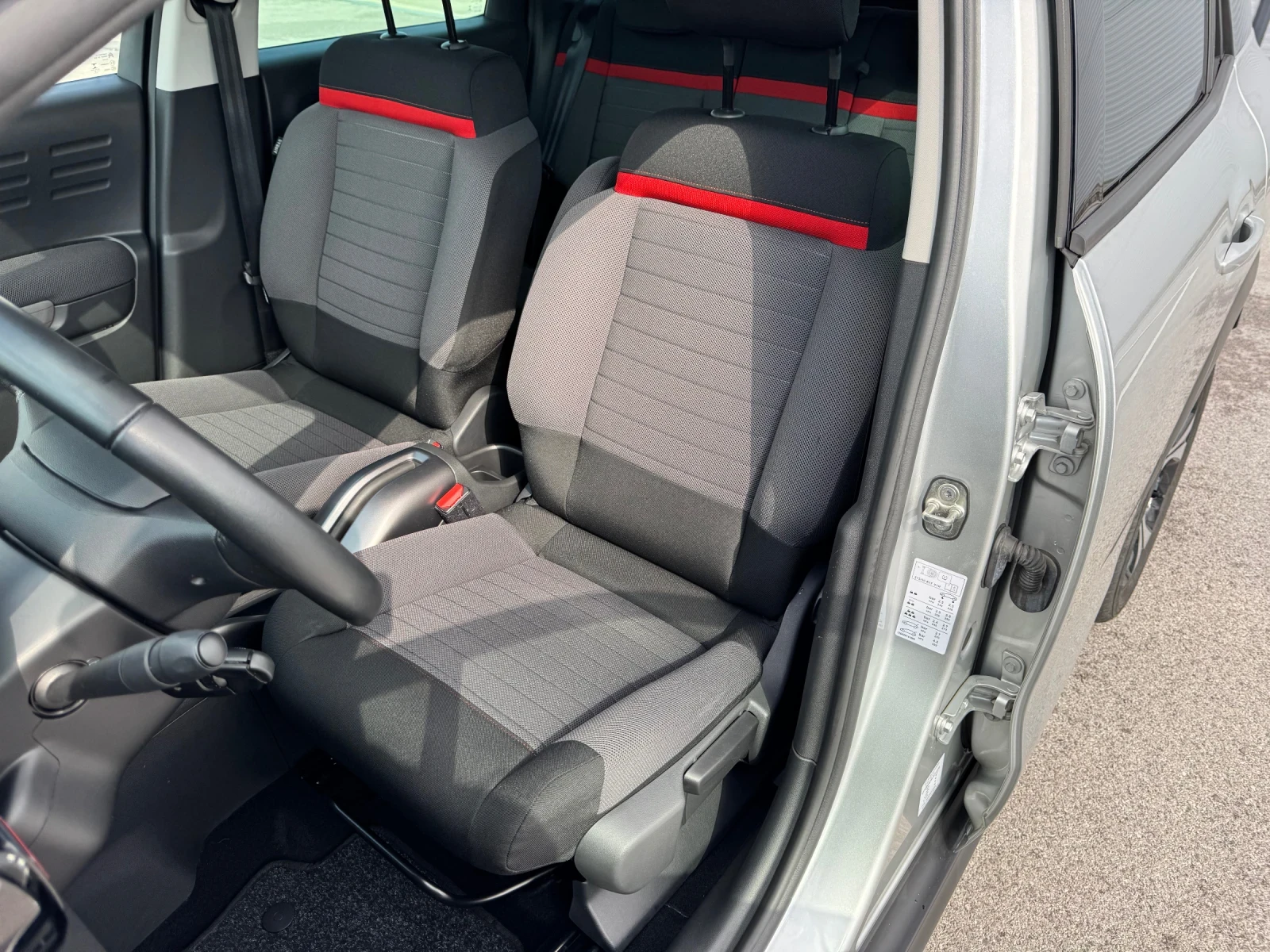 Citroen C3 Aircross 1.2 i SHINE - AUTO/ NAVI/ TEGLICH/ 114.000 km!!! | Mobile.bg   12