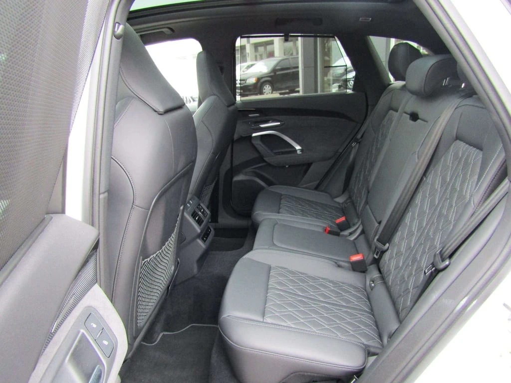 Audi SQ5 * quattro Prestige * CARFAX *  ��������� ���� | Mobile.bg � ����������� 17