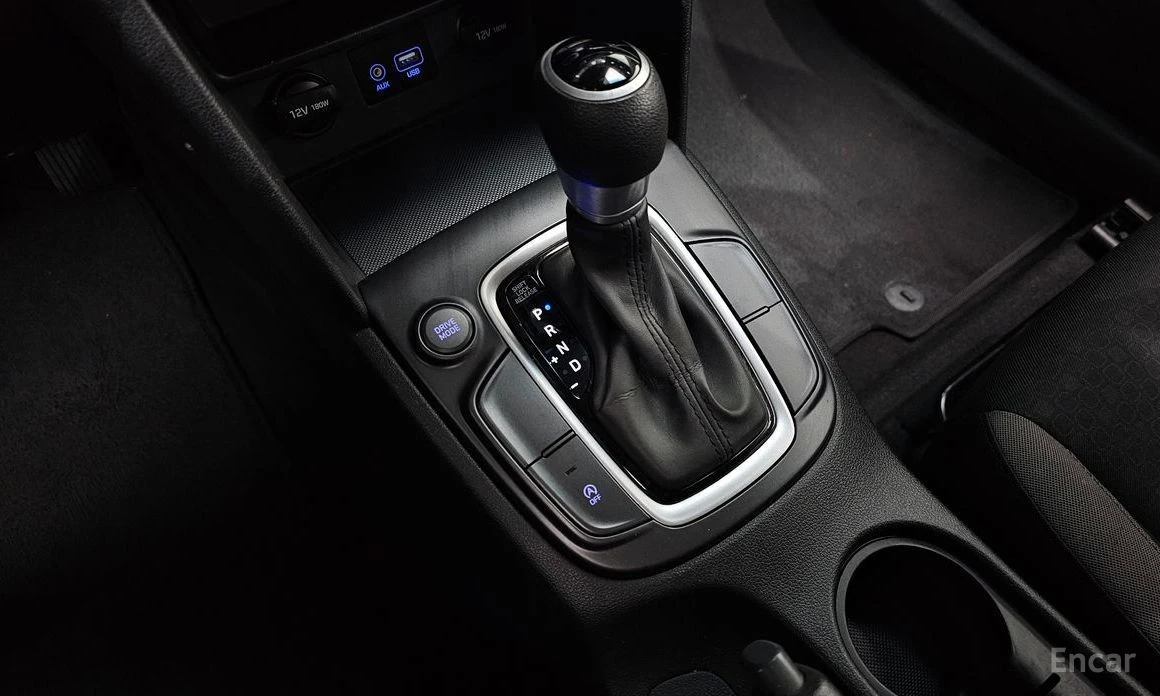 Hyundai Kona, снимка 9 - Автомобили и джипове - 54051385