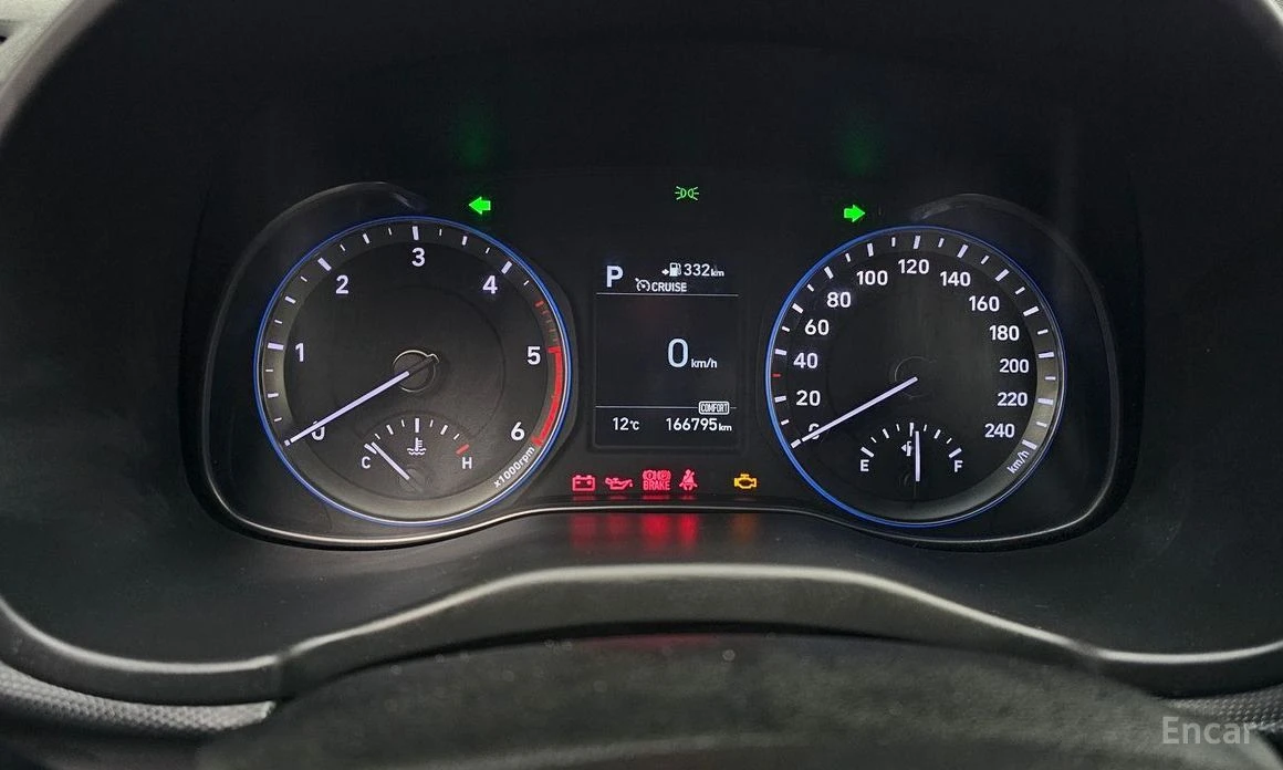 Hyundai Kona, снимка 8 - Автомобили и джипове - 54051385