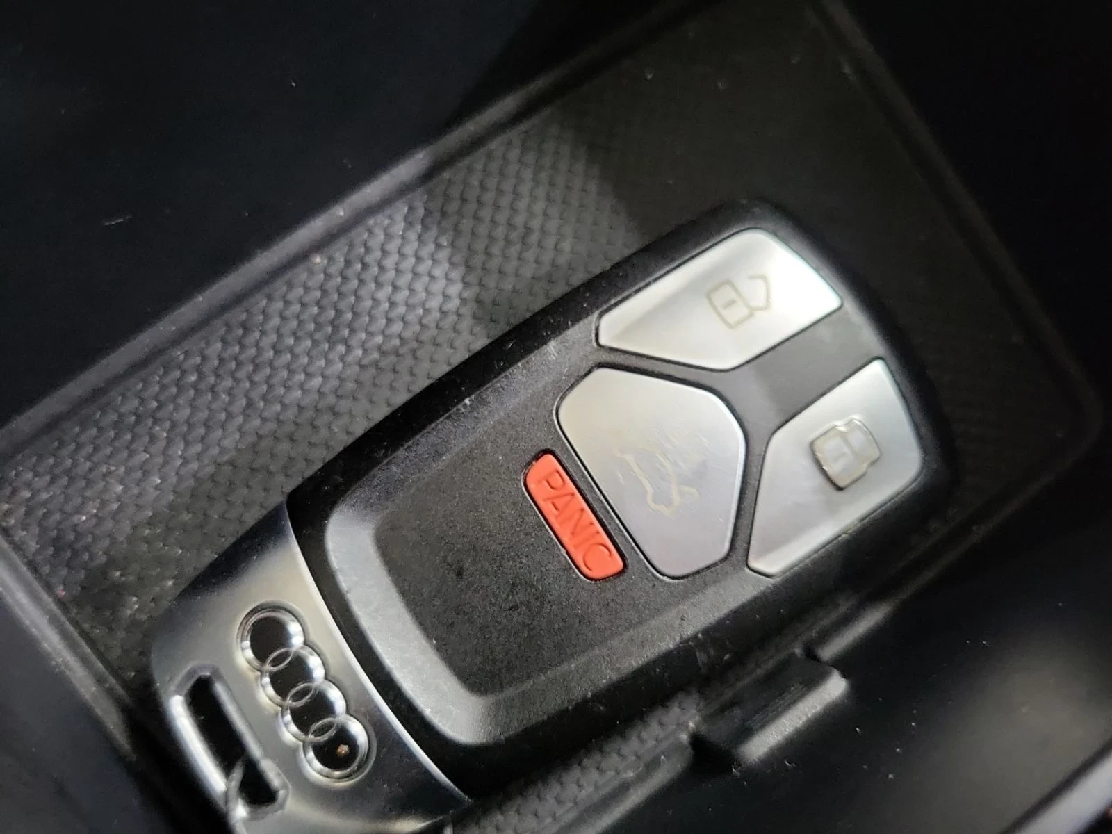 Audi Q5 Progressiv S-line* Pan/Roof* Apple carplay* Keyles, снимка 12 - Автомобили и джипове - 54073229