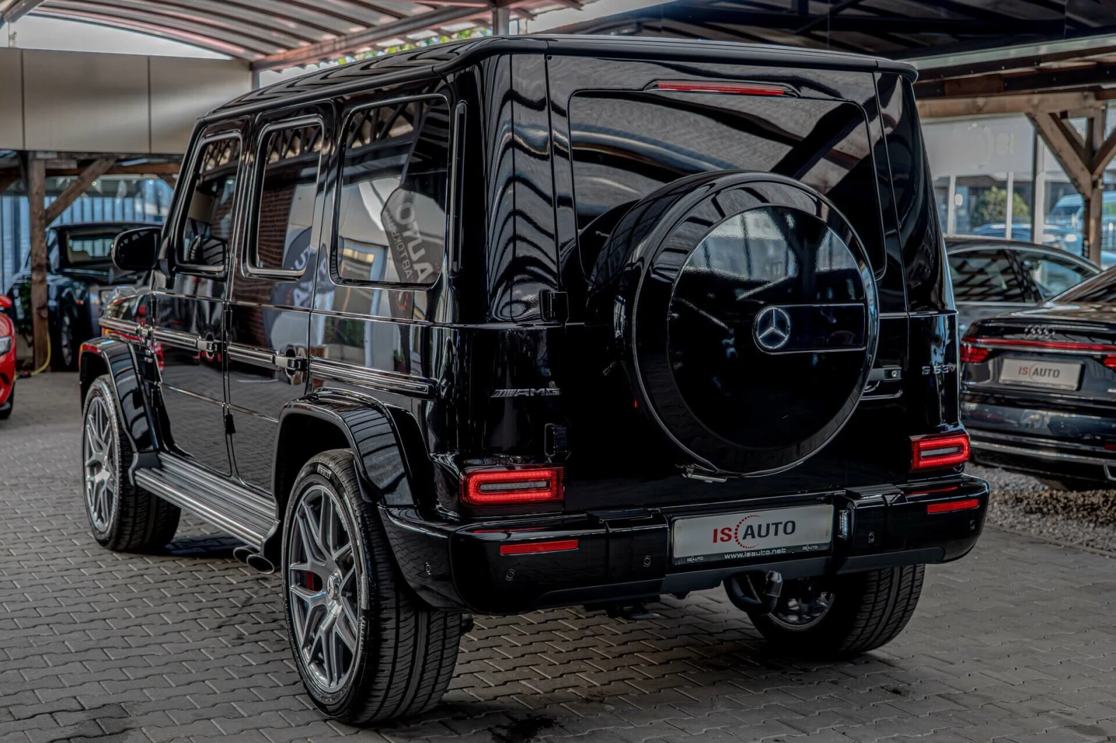 Mercedes-Benz G 63 AMG Exclusive/Burmester/IWC/Камера 360/Шибедах/Алканта, снимка 5 - Автомобили и джипове - 54445409