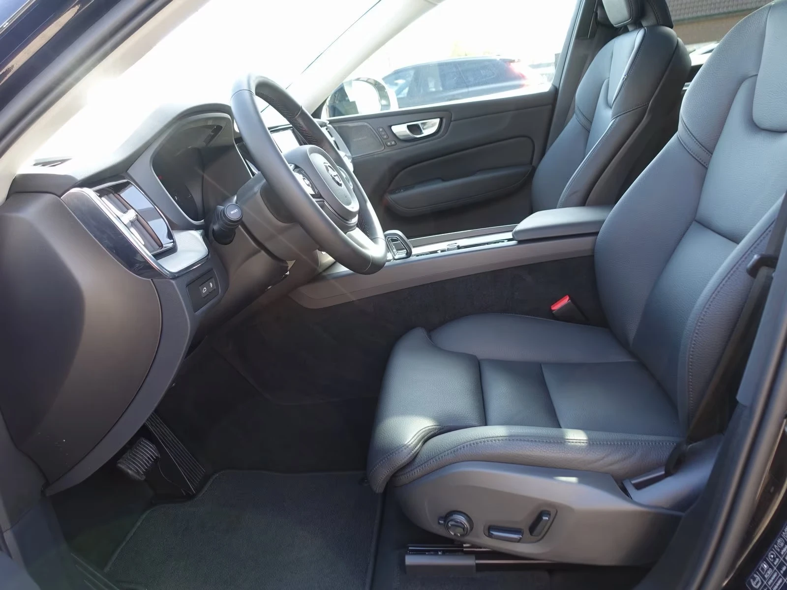 Volvo XC60 T8 AWD Plus Dark | Mobile.bg � ����������� 6