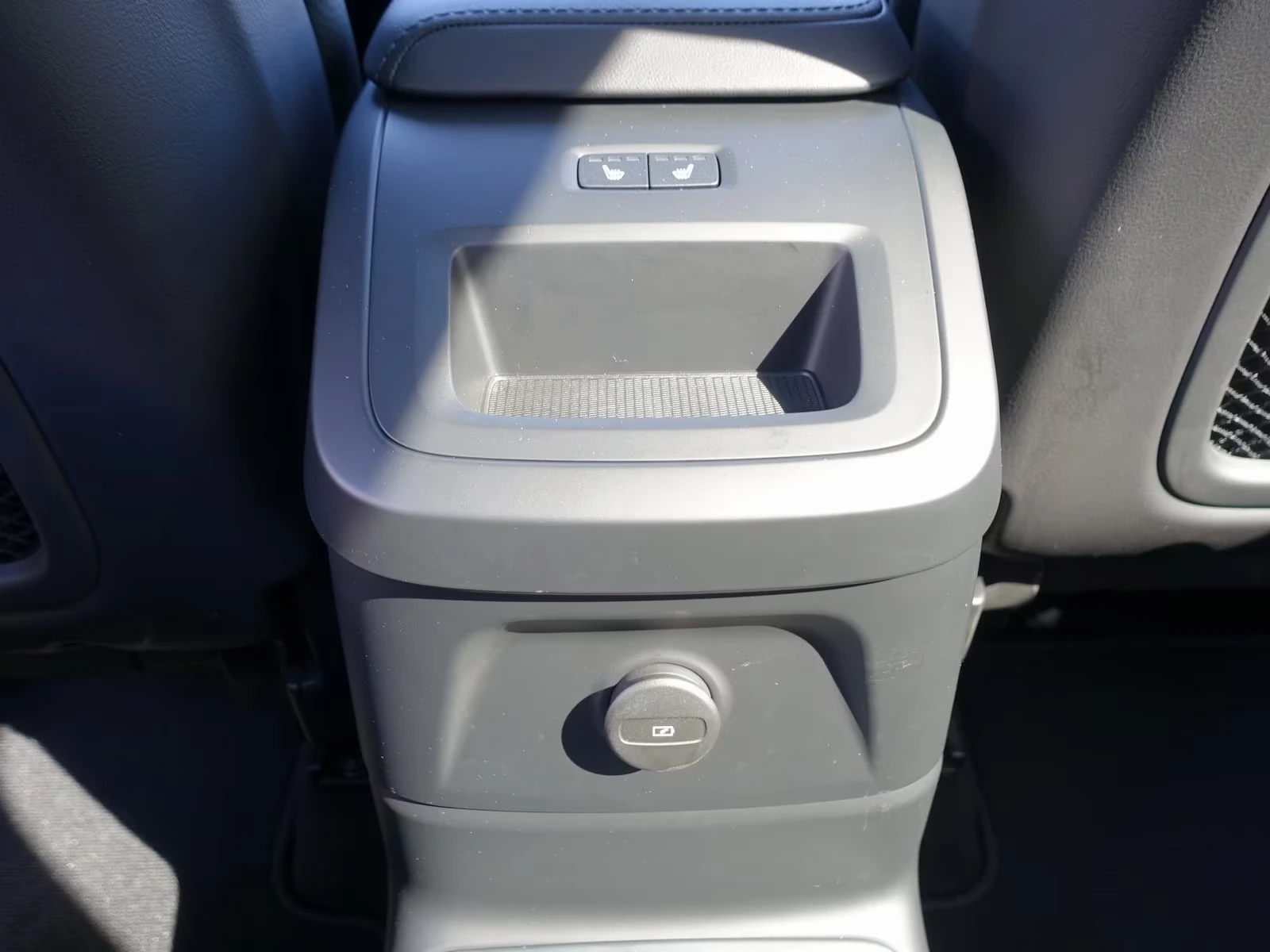 Volvo XC60 T8 AWD Plus Dark | Mobile.bg � ����������� 13