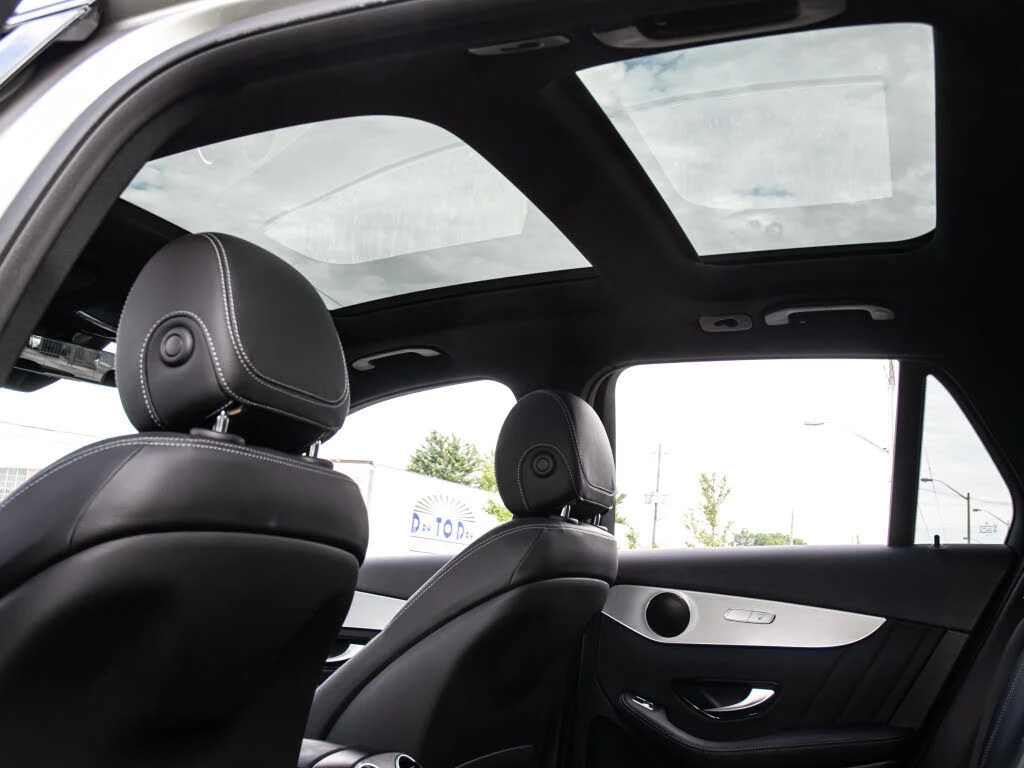 Mercedes-Benz GLC 300 AMG LINE* 4MATIC* PANO* 360CAM* ПОДГРЕВИ* MEMORY* , снимка 17 - Автомобили и джипове - 55059336