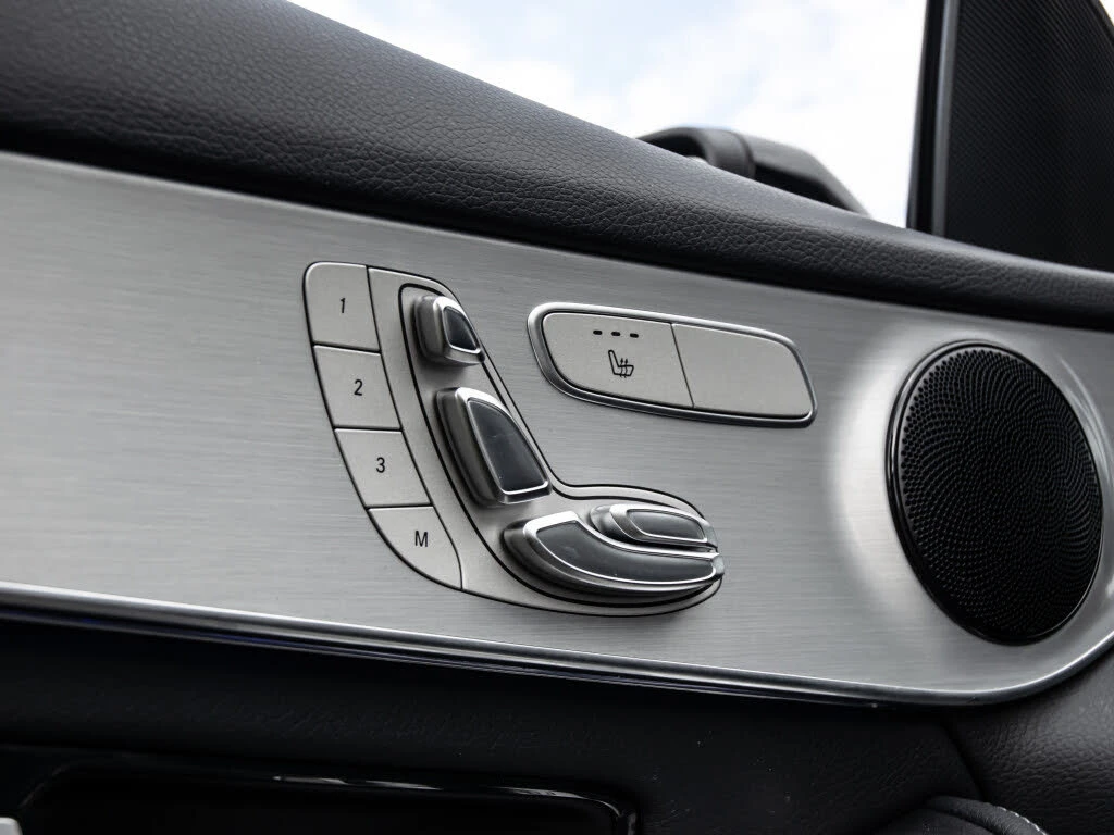 Mercedes-Benz GLC 300 AMG LINE* 4MATIC* PANO* 360CAM* ПОДГРЕВИ* MEMORY* , снимка 11 - Автомобили и джипове - 55059336