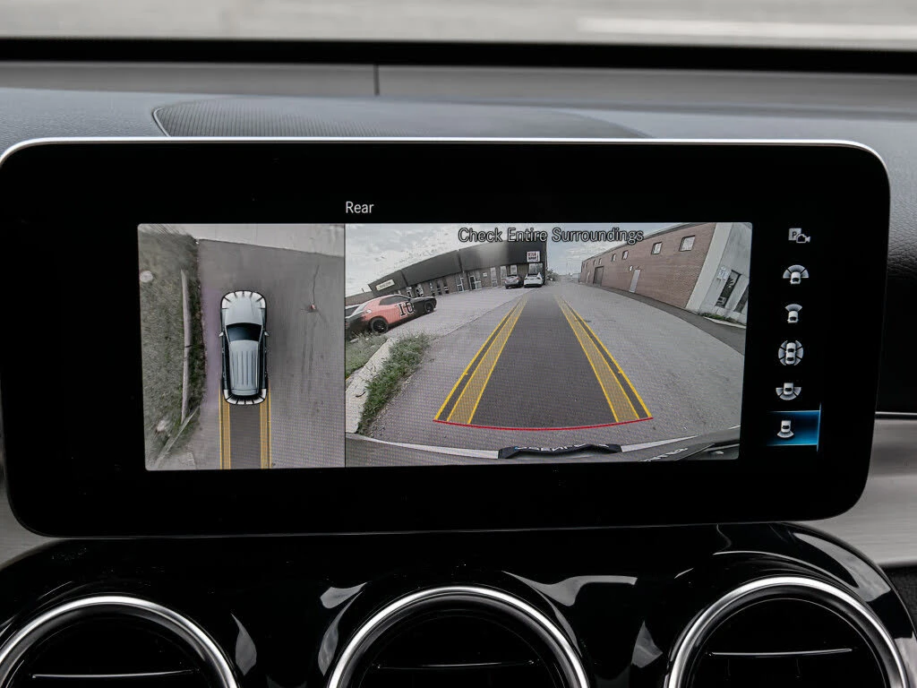 Mercedes-Benz GLC 300 AMG LINE* 4MATIC* PANO* 360CAM* ПОДГРЕВИ* MEMORY* , снимка 13 - Автомобили и джипове - 55059336