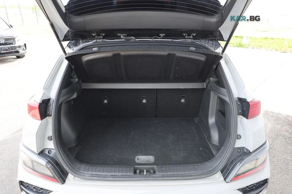 Hyundai Kona 1.6T* N-LINE* AWD* CAMERA* BLINDSPOT* LANE-ASSIST*, снимка 17 - Автомобили и джипове - 55121601