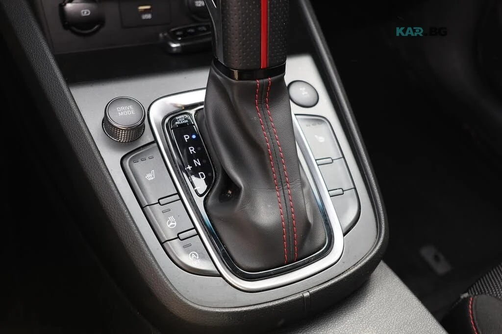 Hyundai Kona 1.6T* N-LINE* AWD* CAMERA* BLINDSPOT* LANE-ASSIST*, снимка 14 - Автомобили и джипове - 55121601