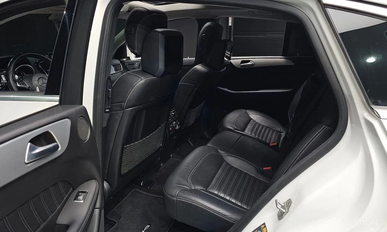 Mercedes-Benz GLE 350 AMG/ HarmanKardon/ TV/ Full, снимка 7 - Автомобили и джипове - 55155523
