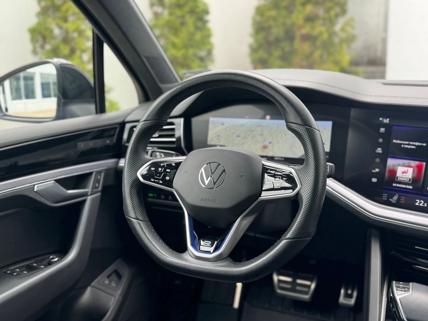 VW Touareg, снимка 12 - Автомобили и джипове - 56120020