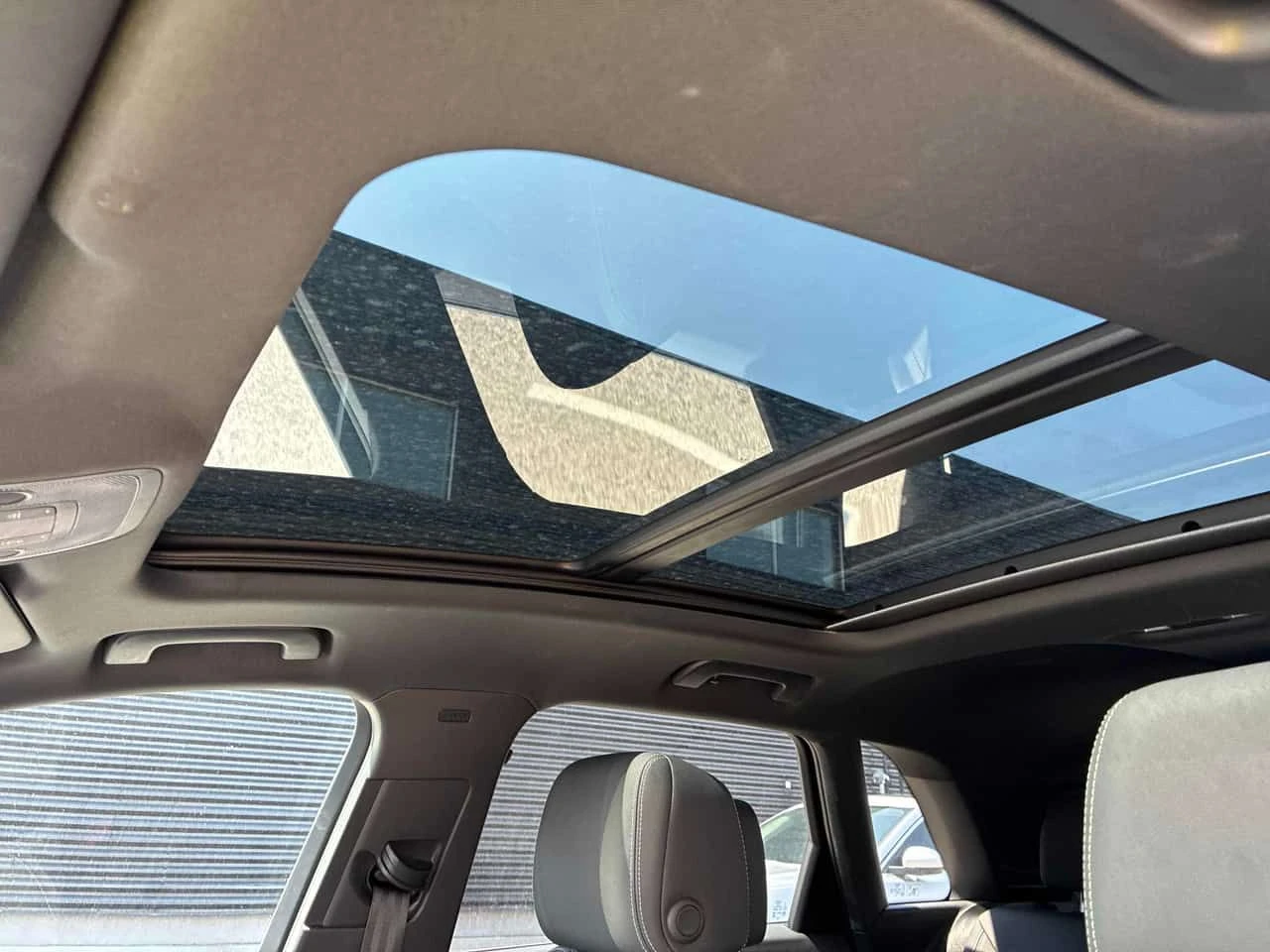 Audi Q3 * Progressiv * CARFAX * ОПЦИЯ ЗА ФИНАНСИРАНЕ, снимка 15 - Автомобили и джипове - 55668272