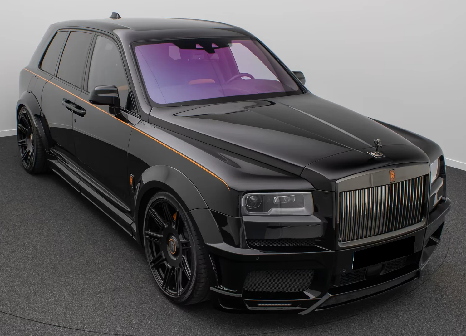 Rolls-Royce Cullinan BLACK BADGE* NOVITEC* DISTR* 360 CAM* KEYLESS* , снимка 2 - Автомобили и джипове - 55796360