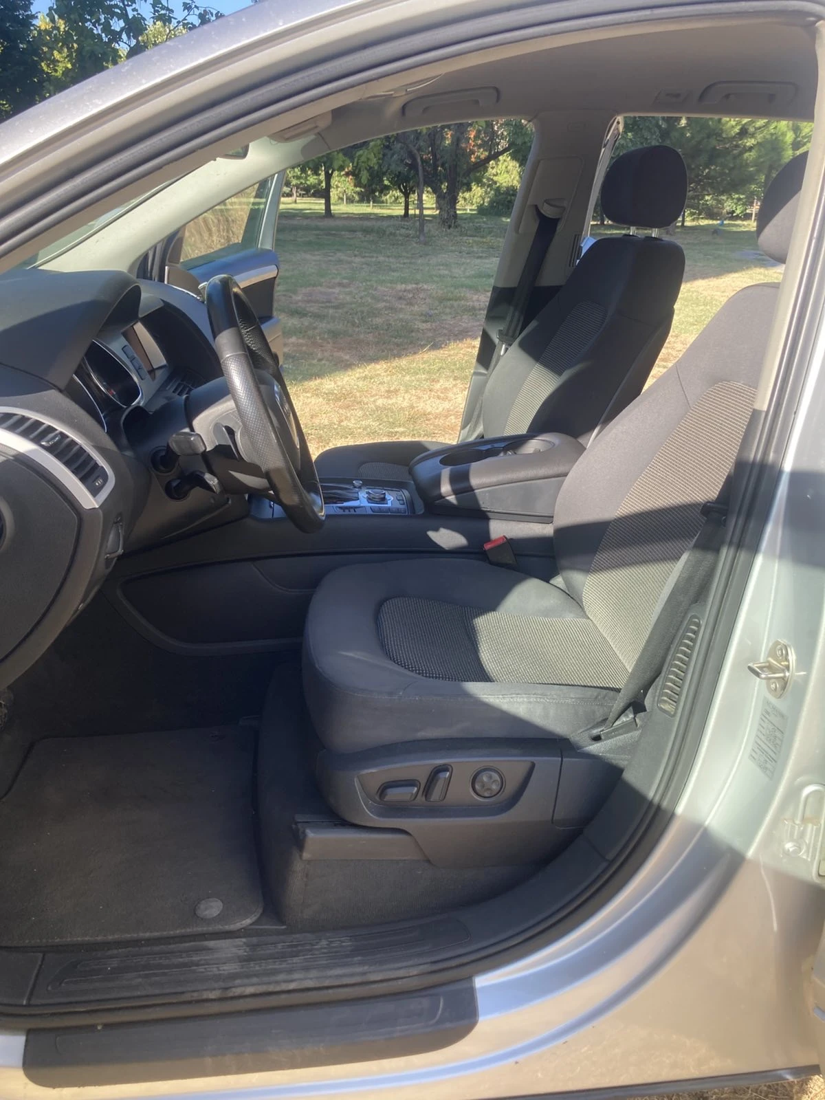Audi Q7 3.0TDI Реални Км, снимка 10 - Автомобили и джипове - 55965368