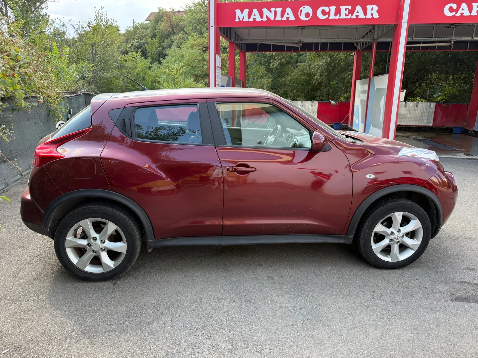 Nissan Juke 1.5 DCI, снимка 6 - Автомобили и джипове - 56160415