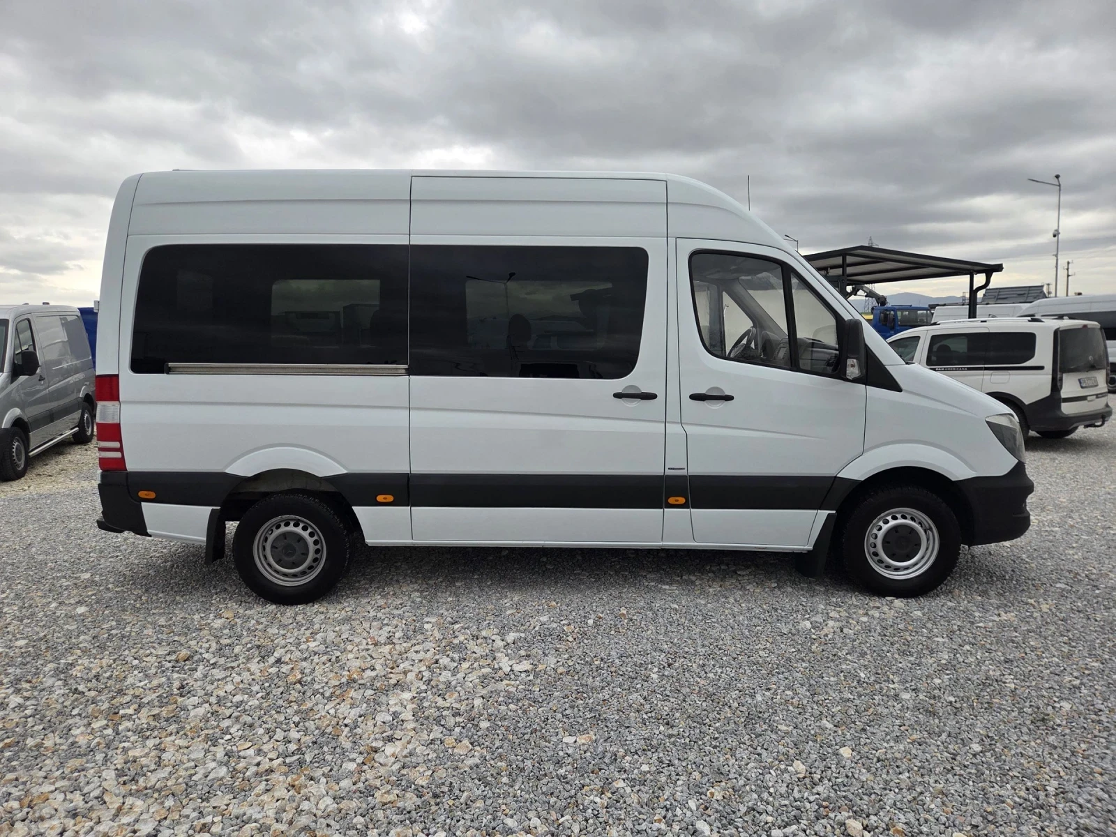 Mercedes-Benz Sprinter 319 CDI, Пътнически, 9 местен, Клима, Автомат - изображение 6