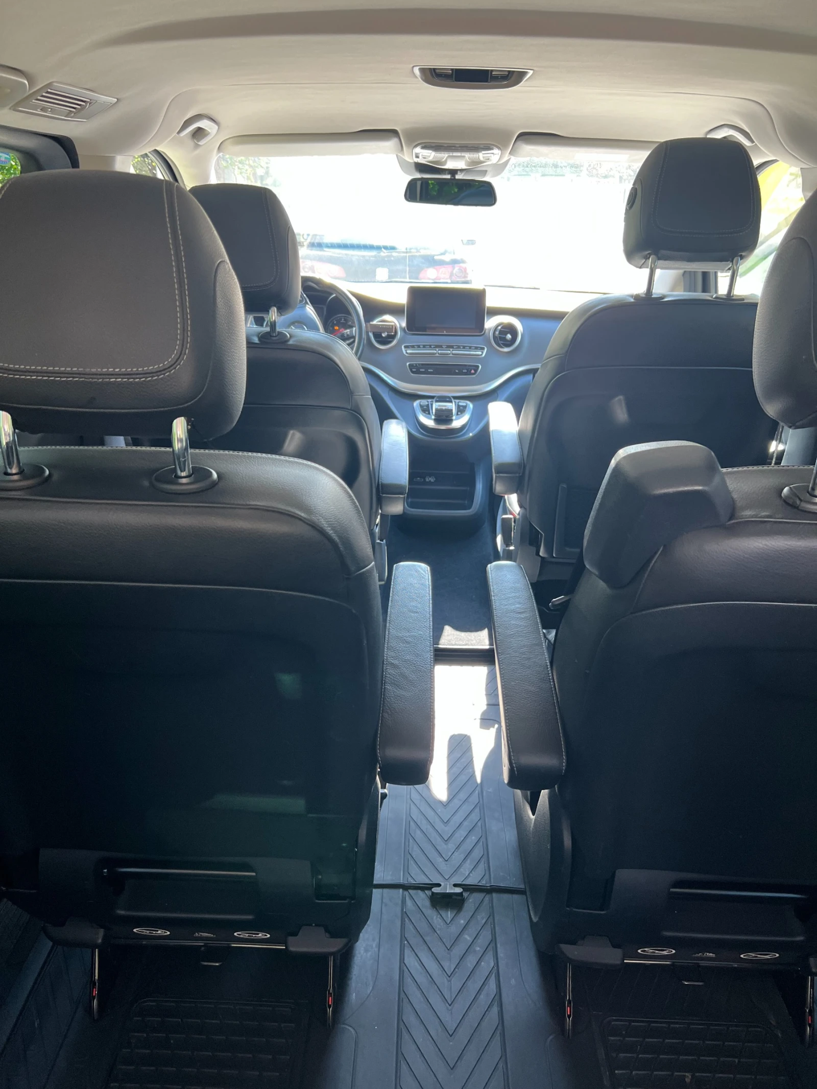 Mercedes-Benz V 250, снимка 14 - Бусове и автобуси - 54355372