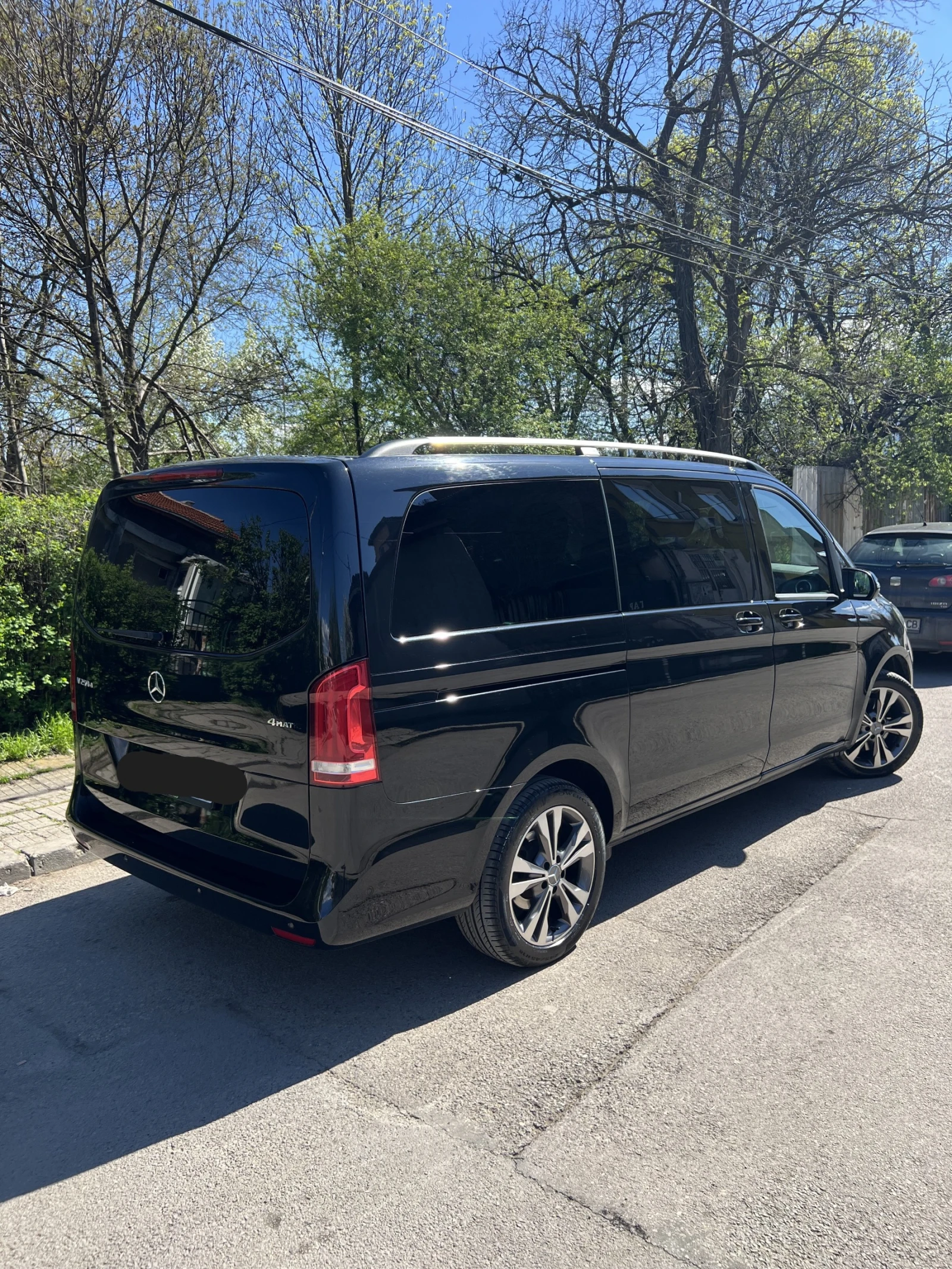 Mercedes-Benz V 250, снимка 16 - Бусове и автобуси - 54355372