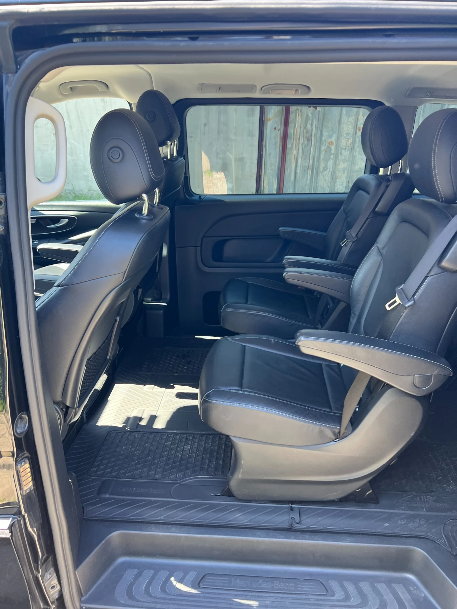 Mercedes-Benz V 250, снимка 7 - Бусове и автобуси - 54355372