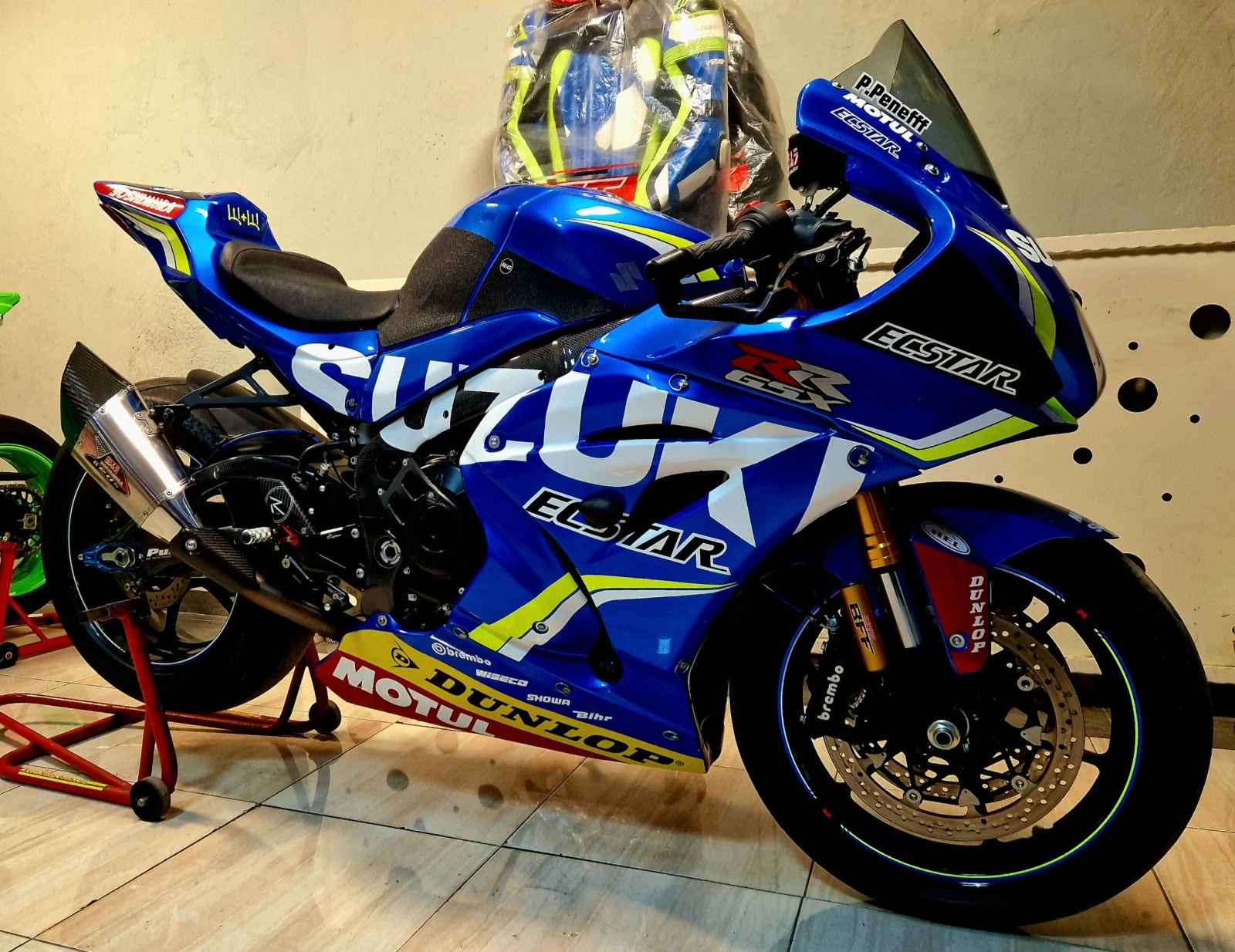 Suzuki Gsxr Suzuki gsxr 1000 L8  - изображение 2