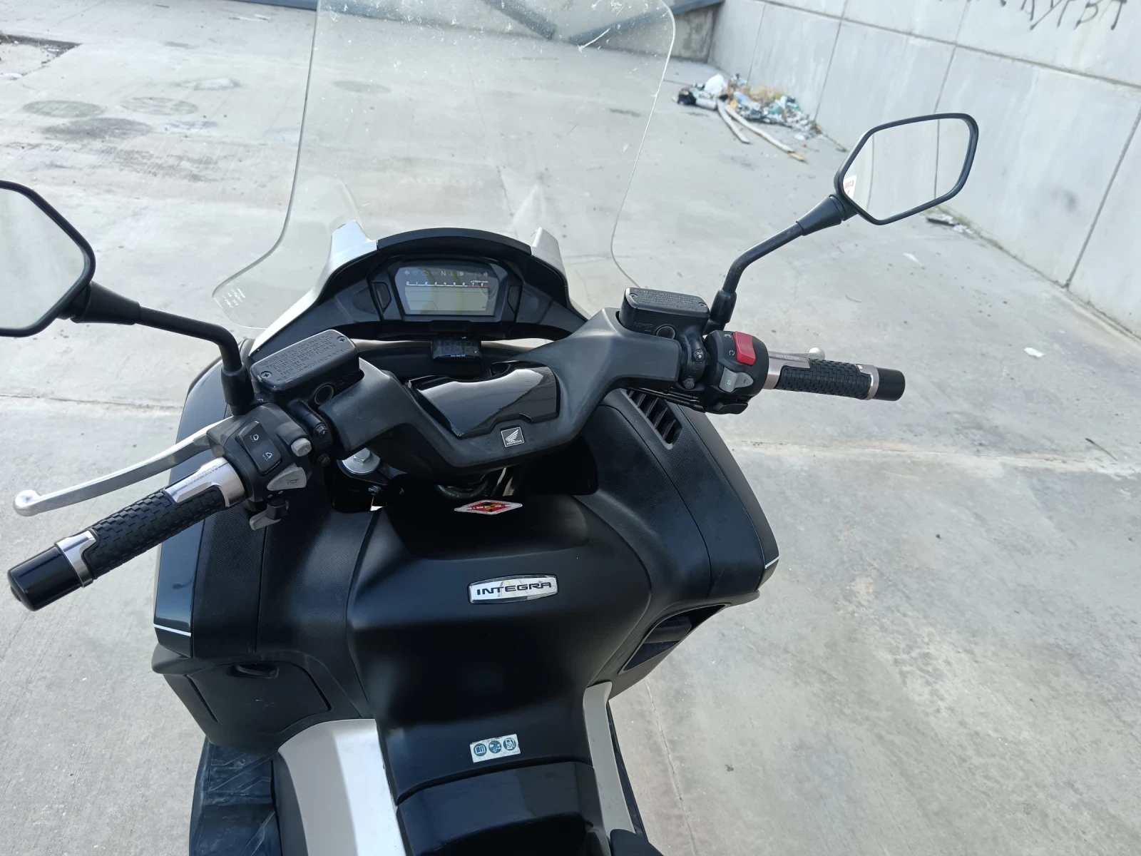 Honda Integra 700d - изображение 8