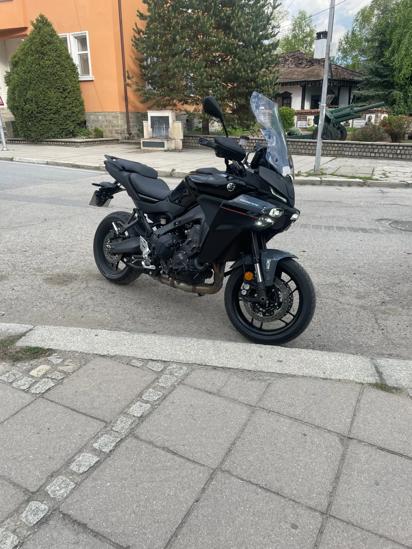 Yamaha Mt-09 Tracer 900 - изображение 2