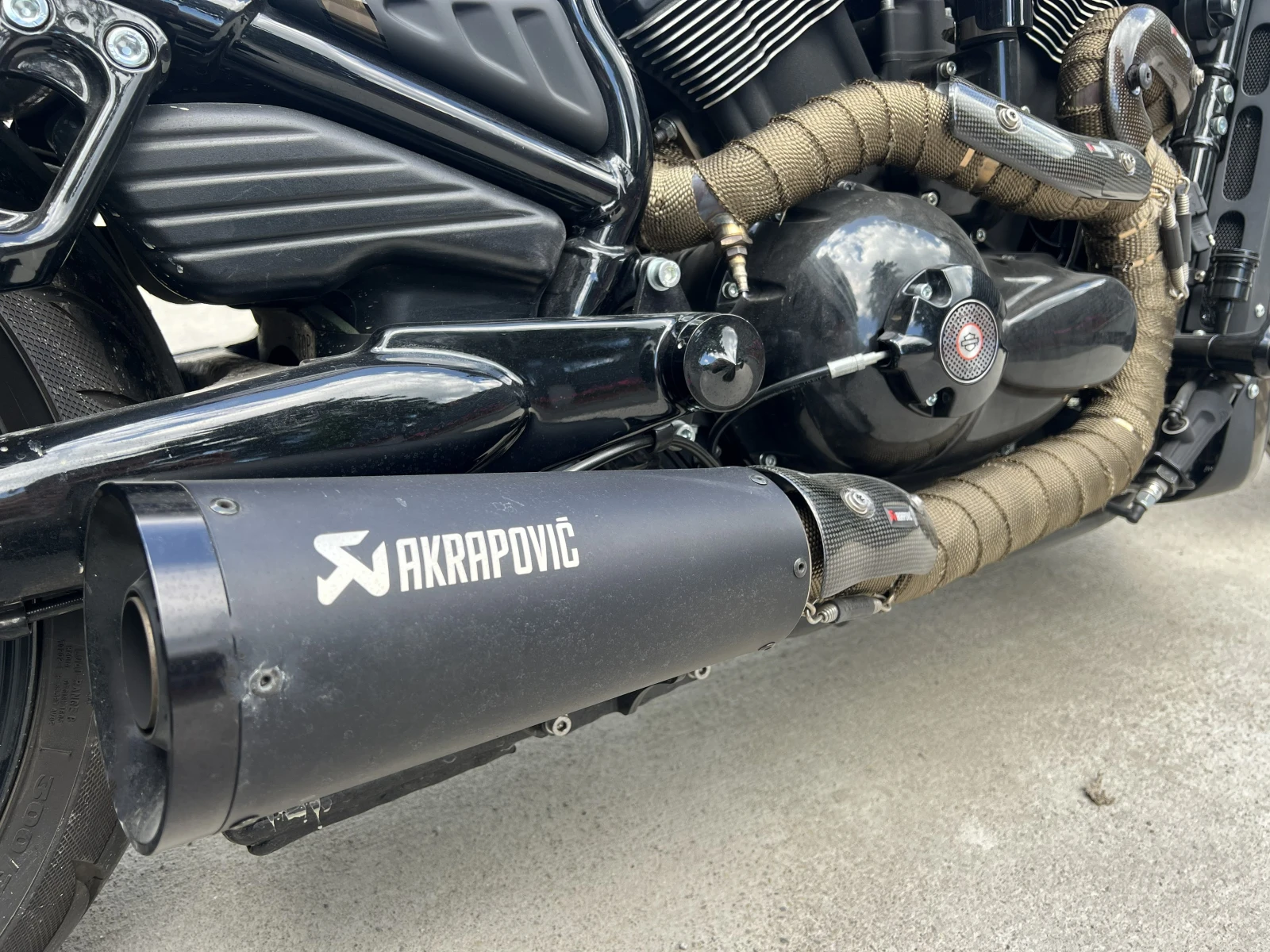 Harley-Davidson V-Rod / NIGHT ROD / CUSTOM/ 300 / AKRAPOVIC / CAR PLAY, снимка 8 - Мотоциклети и мототехника - 54711286