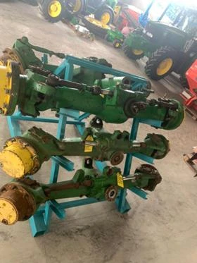 Трактор John Deere Предни мостове употребявани на части , снимка 5
