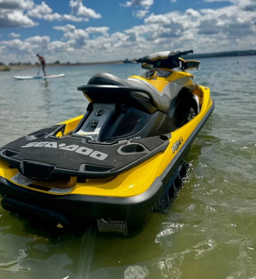 Джет Bombardier Sea Doo RXT 260IS, снимка 2 - Воден транспорт - 55021715