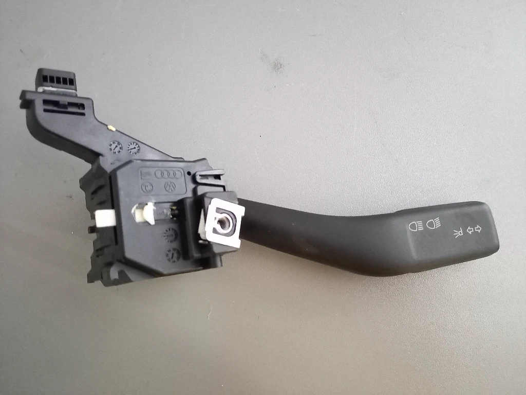     5 1.6FSI | Mobile.bg   1