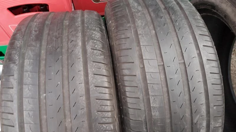 Гуми Летни 275/35R19, снимка 2 - Гуми и джанти - 28260551