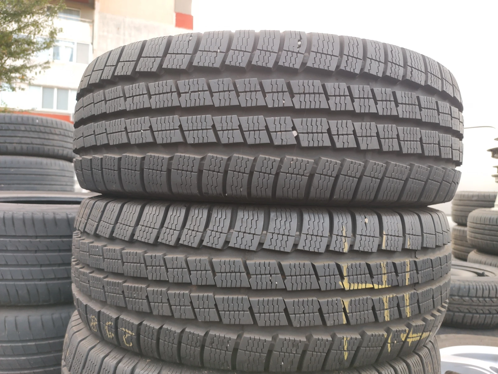 ���� 215/65R16 | Mobile.bg � ����������� 5