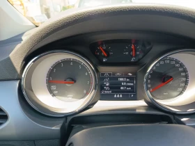 Opel Astra Sports Tourer Automatic 150k.s., снимка 9