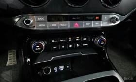 Kia Stinger * 2.0 Turbo AWD * БЕЗ ПЪРВОНАЧАЛНА ВНОСКА, снимка 17
