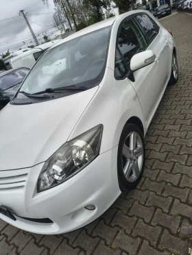 Toyota Auris 1.6 FACELIFT, снимка 5