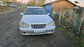 Mercedes-Benz C 220, снимка 4