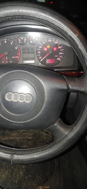 Audi A4 1.8бен182110 км     , снимка 5