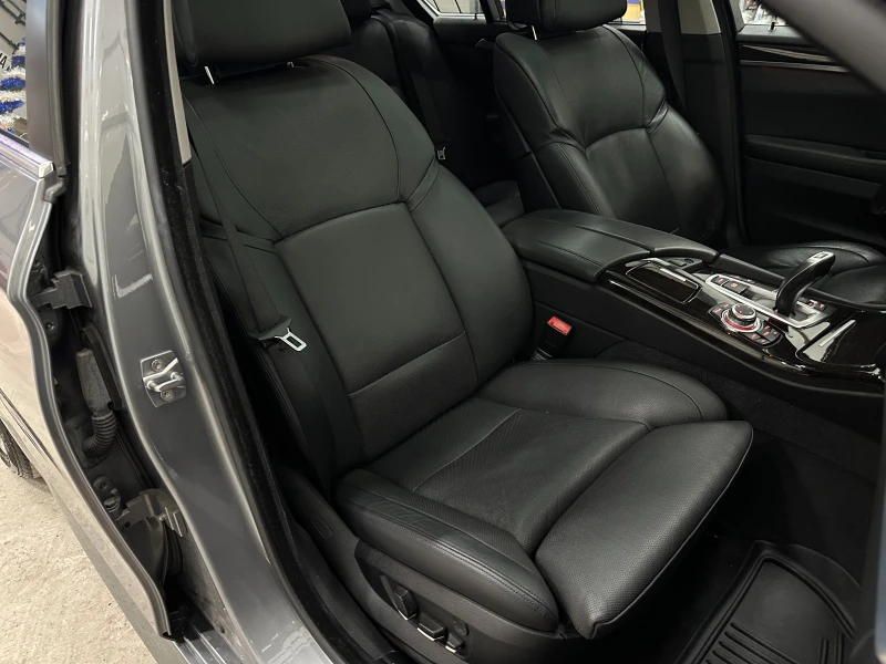 BMW 535 * XI* 165 000км* DISTR* NIGHT VIS* LANE ASSI* ОБДУ, снимка 17 - Автомобили и джипове - 49577204