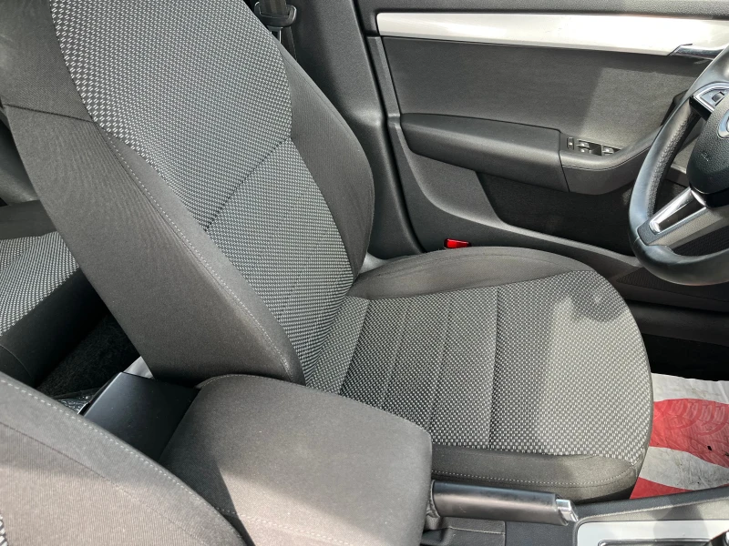 Skoda Octavia 1.6 TDI 110k.c, снимка 7 - Автомобили и джипове - 51735984