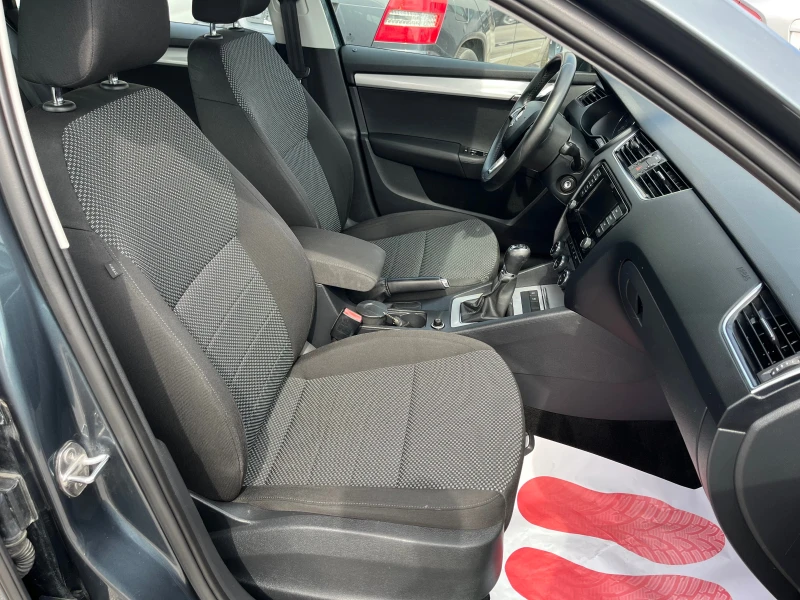 Skoda Octavia 1.6 TDI 110k.c, снимка 8 - Автомобили и джипове - 51735984