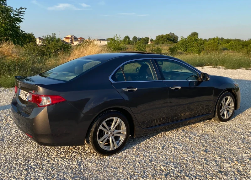 Honda Accord 2.2 i-CTDi, снимка 5 - Автомобили и джипове - 51956462