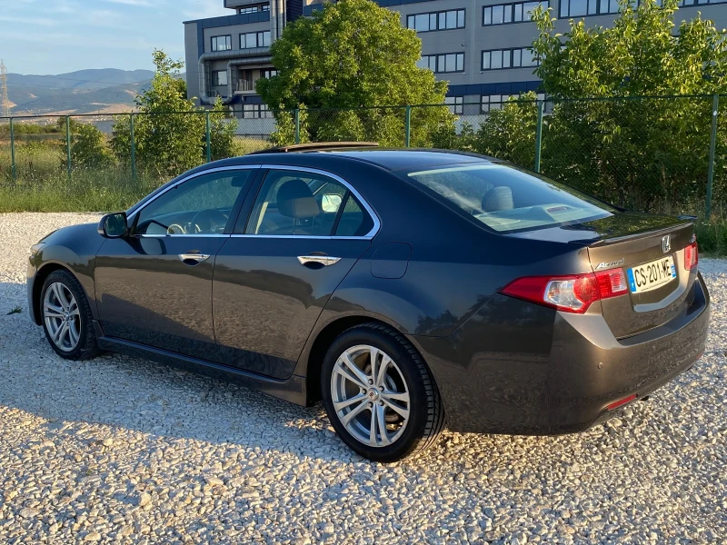 Honda Accord 2.2 i-CTDi, снимка 3 - Автомобили и джипове - 51956462