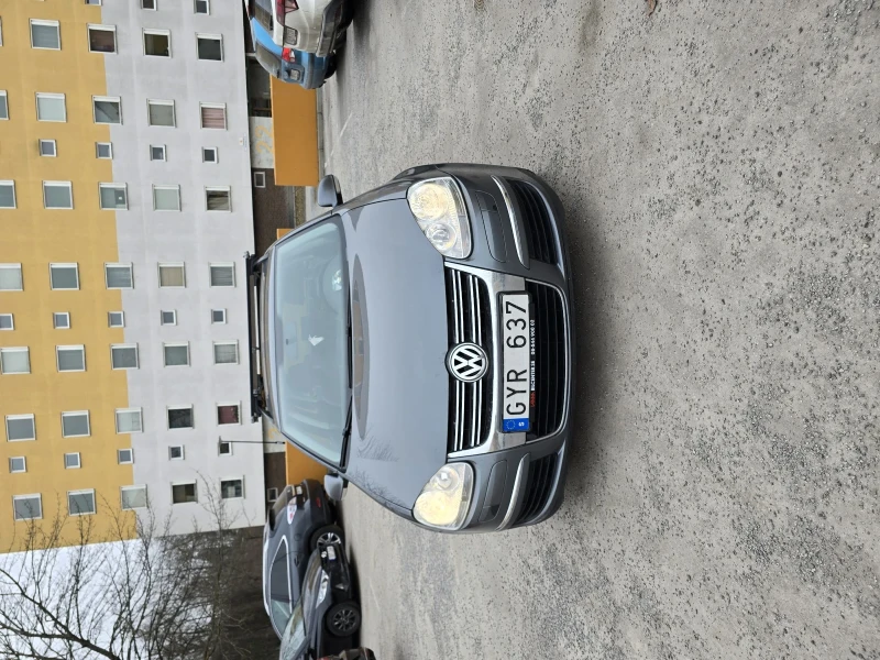 VW Golf, снимка 2 - Автомобили и джипове - 52530558
