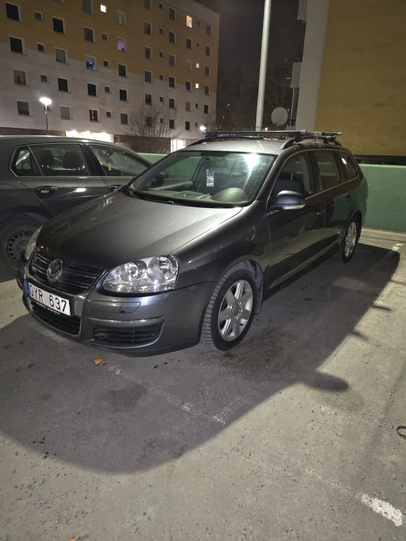 VW Golf, снимка 5 - Автомобили и джипове - 52530558