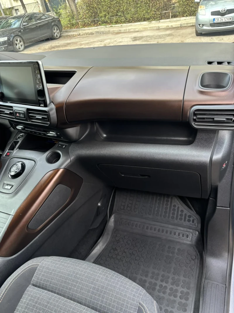 Peugeot Rifter GT line, снимка 16 - Автомобили и джипове - 52711176