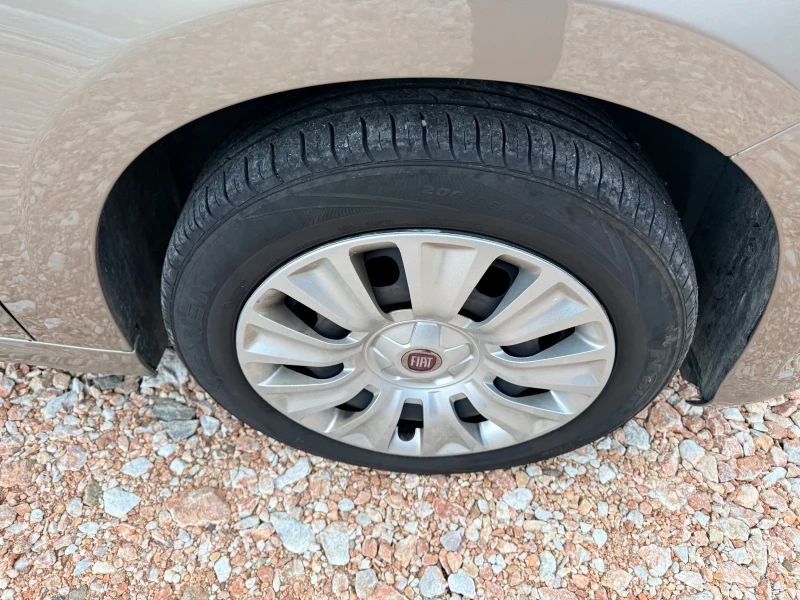 Fiat Tipo 1.3Mjt* EURO6* РЕАЛНИ КМ* 2КЛЮЧА* 2017г. , снимка 16 - Автомобили и джипове - 53000025