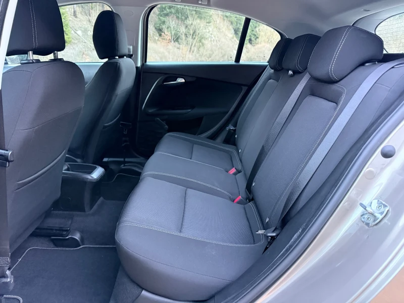 Fiat Tipo 1.3Mjt* EURO6* РЕАЛНИ КМ* 2КЛЮЧА* 2017г. , снимка 8 - Автомобили и джипове - 53000025